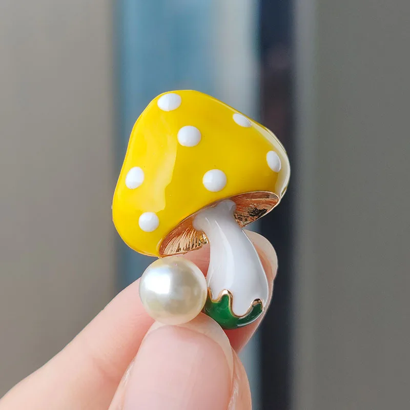 Women Plants Brooches Fashion Cute Enamel Pearl Mushroom Fruit Brooch Pin Clothes Suit Accessories Party Office Jewelry Gifts