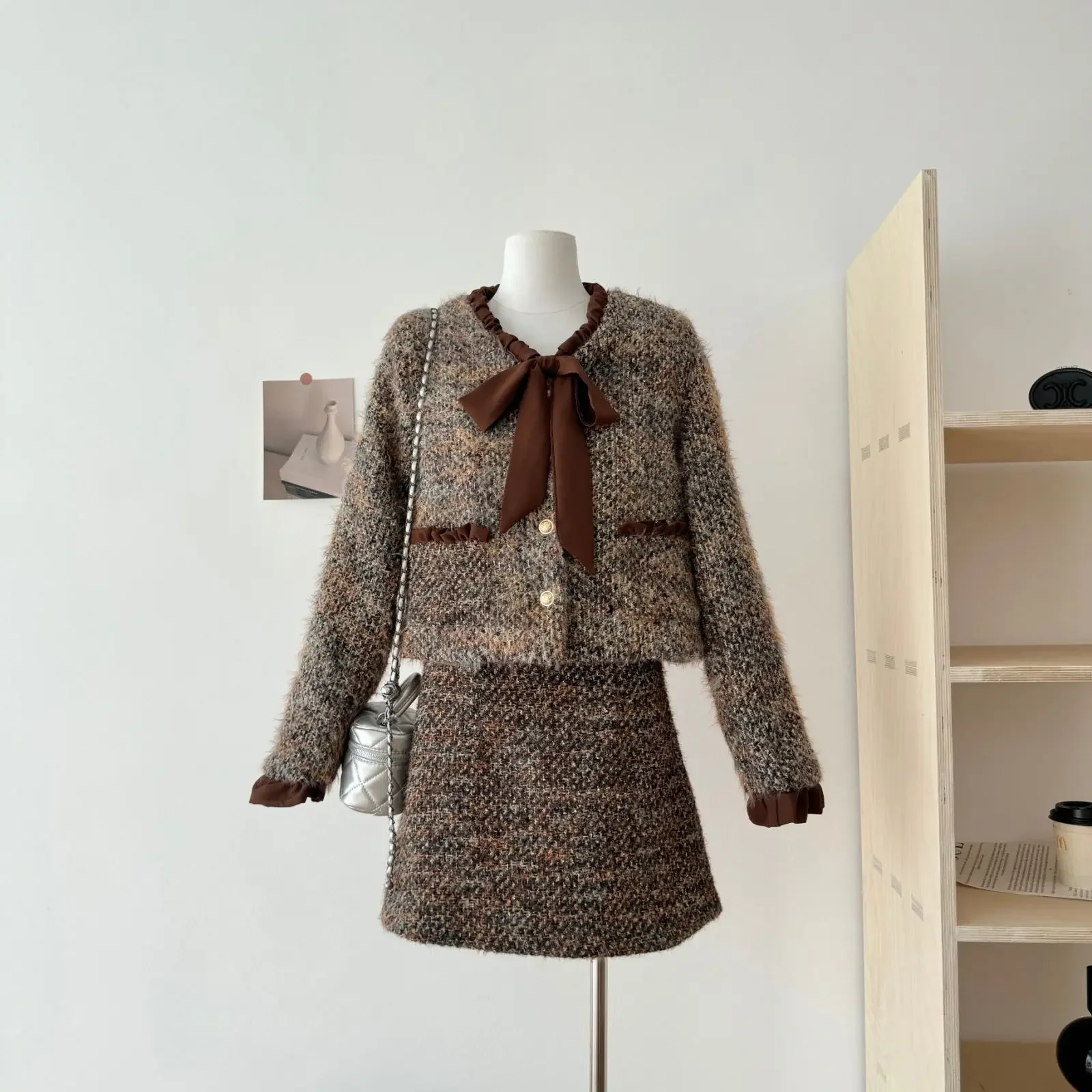 

Korean Fashion Autumn New Women Two Piece Skirt Sets Lace-up O Neck Long Sleeve Tweed Jacket + High Waist A Line Mini Skirt