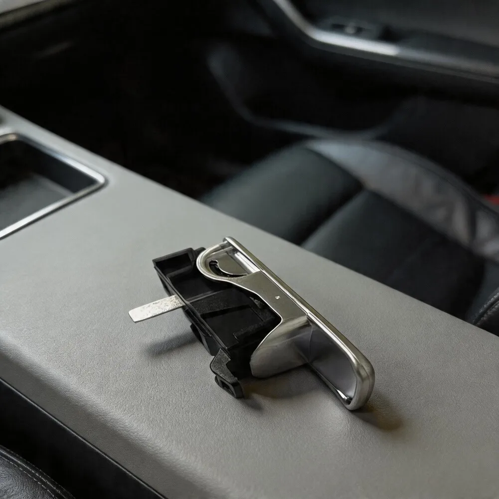 Glove Box Passenger Side Handle As Shown In The Figure Glove Box for lock Handle Plastic Construction OEM Specification Match