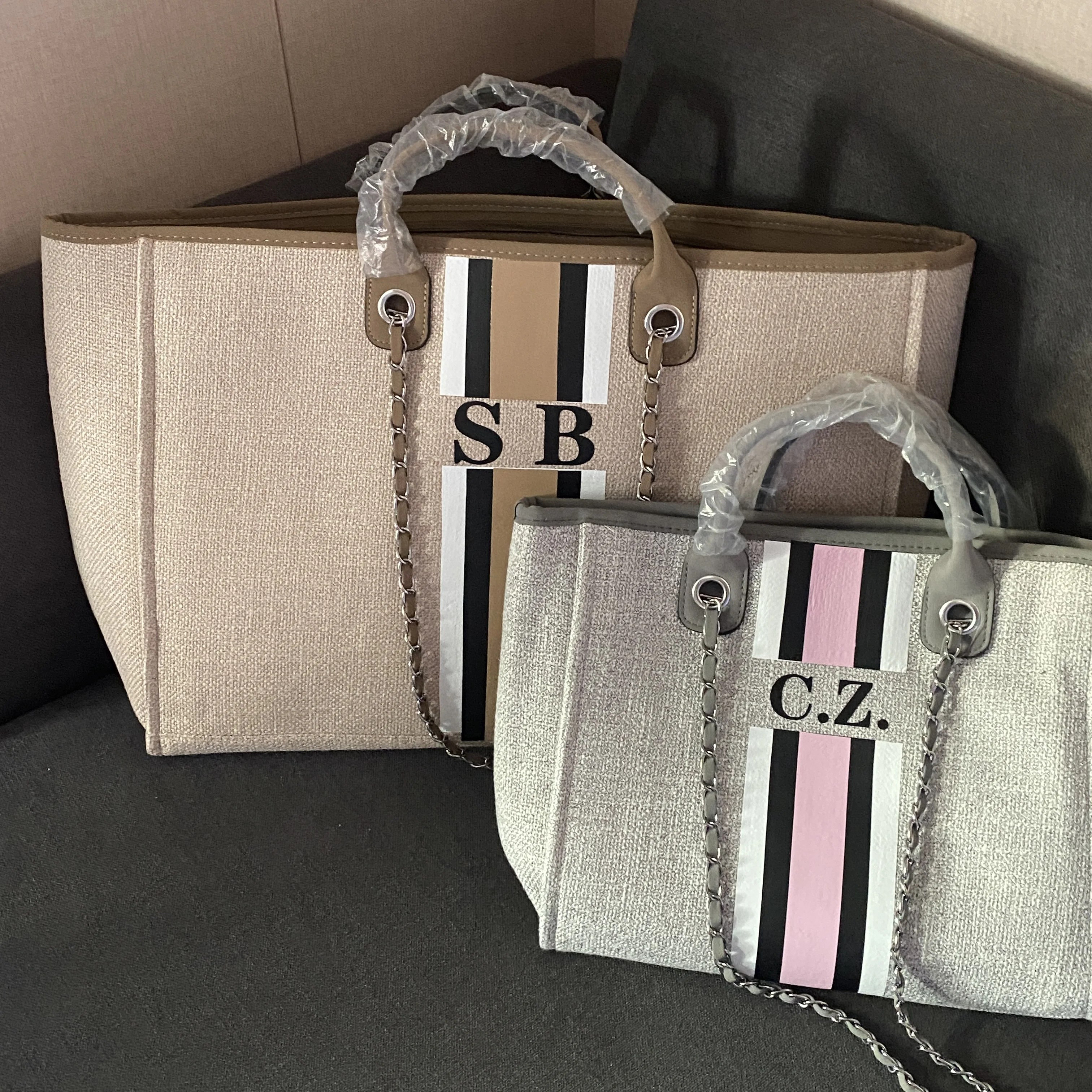 

Personalized Chain Canvas Tote Bag Custom Monogram Women Shoulder Bag Mother's Day Gift Birthday Holiday Travel AirportBeach Bag