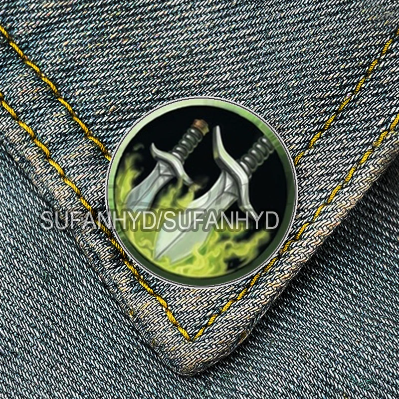 Stainless Steel New Fashion Wow Brooch World of Warcraft Badge Glass Dome Warcraft Pins Gifts for Friend Game Player