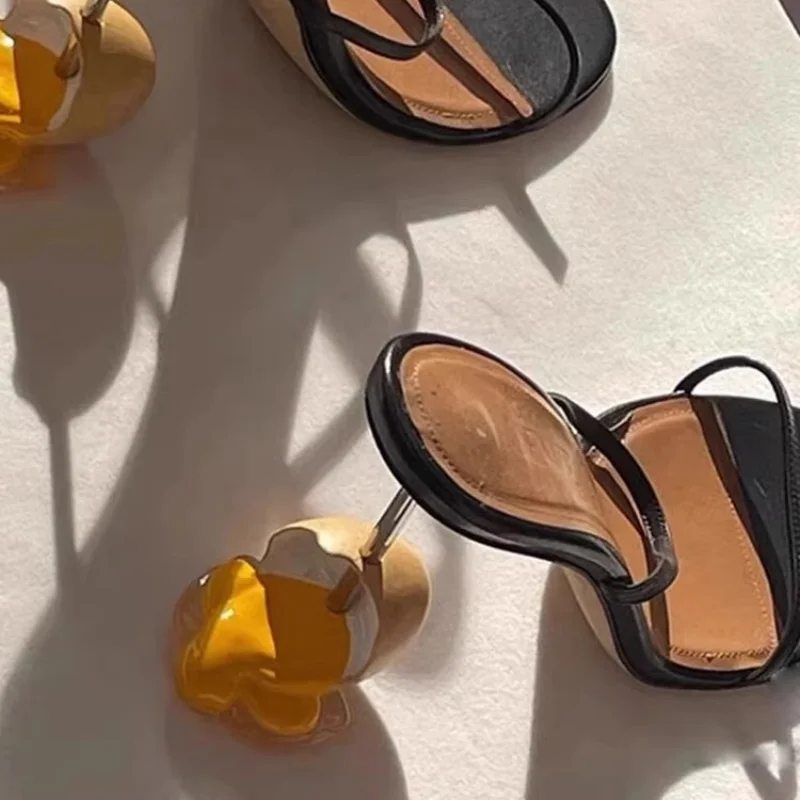 2025 Egg Stomping Niche Design High-Heeled Sandals for Nightclubs Sexy and Irregular Heels Shoes for Women image 5
