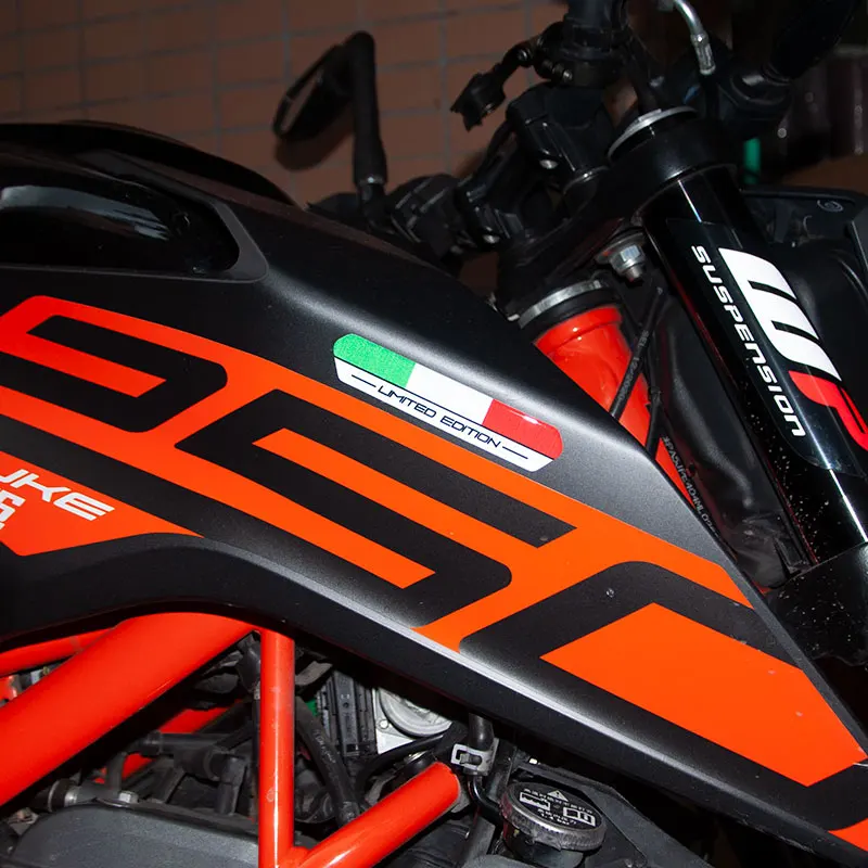 3D Motorcycle Decoration Stickers Front Fairing Decals Italy Flag Stickers Case Sprint Flag Waterproof Fuel Tank Trim