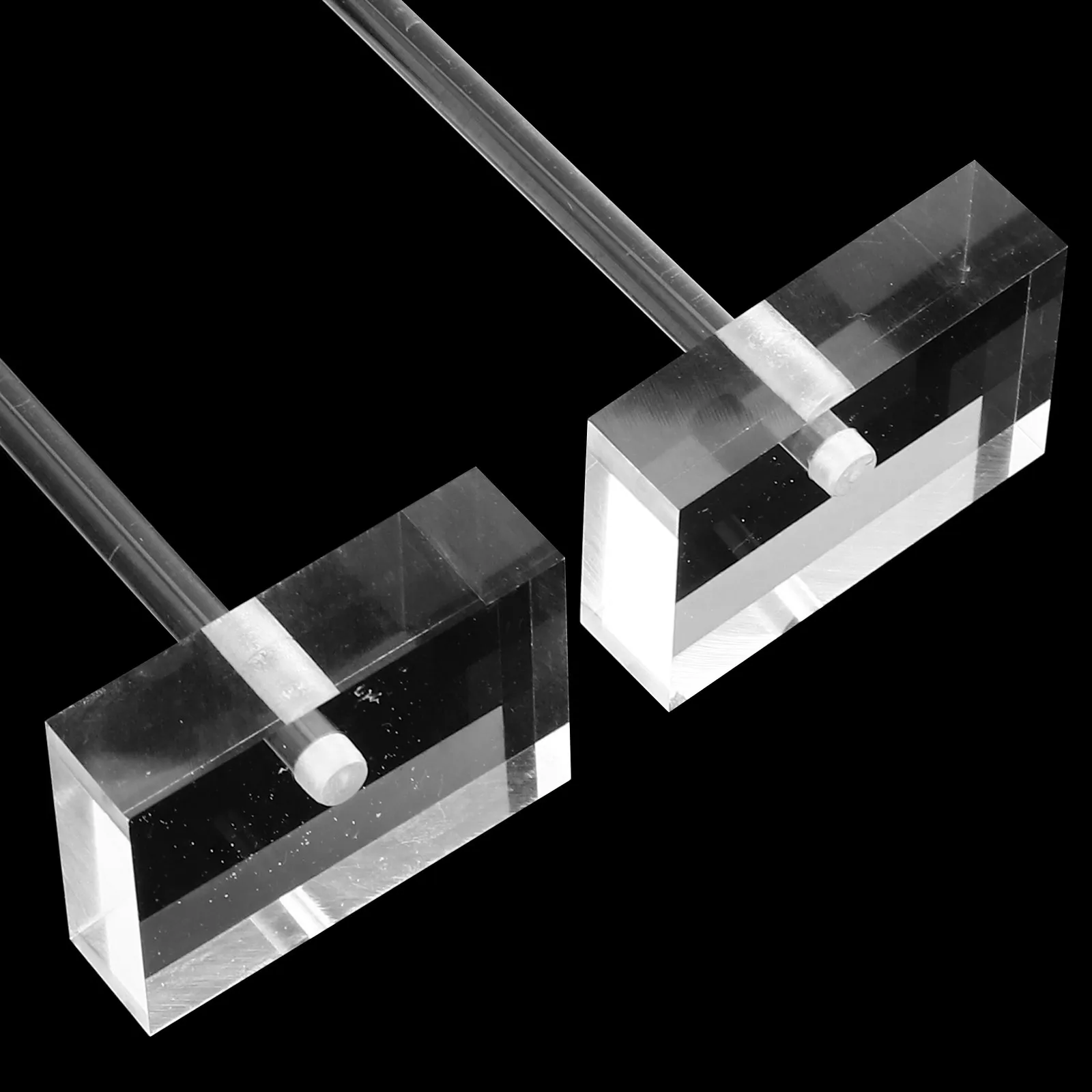 

Набор из 4 изящных акриловых подставок для украшений Т-образной формы: органайзер для серег, ожерелий, пусет для розничной торговли и домашнего использования