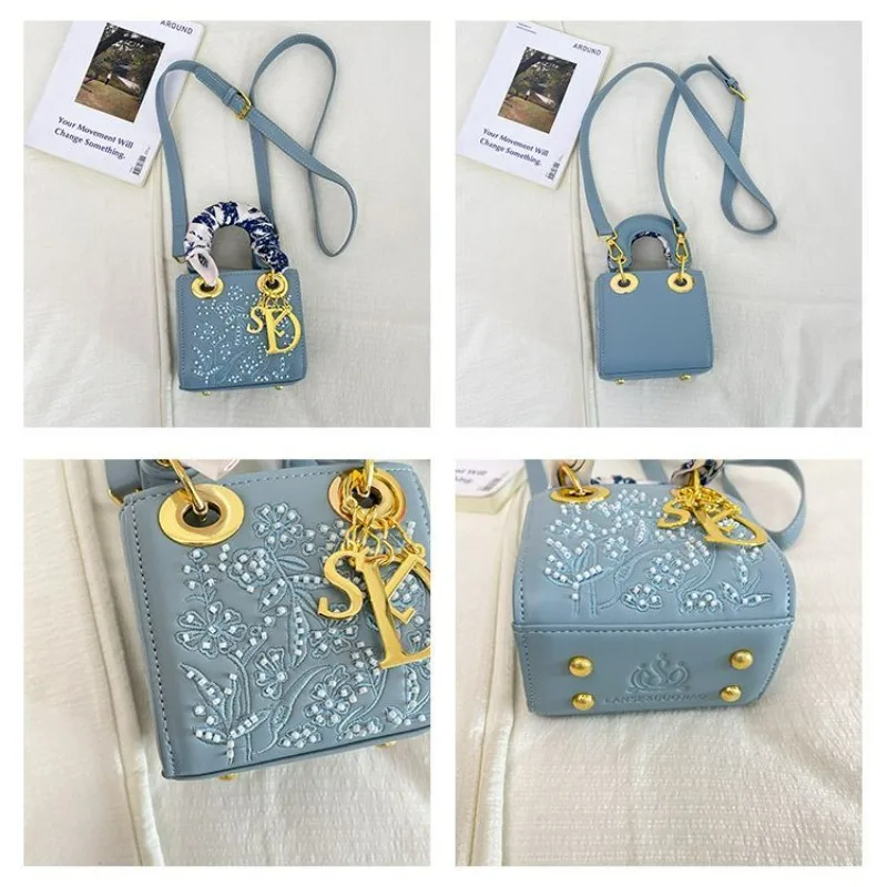 Heavy Industry Embroidery Light Luxury Portable Mouth Red Envelope Fashion Foreign Style Mini Shoulder Crossbody Simple Leisure
