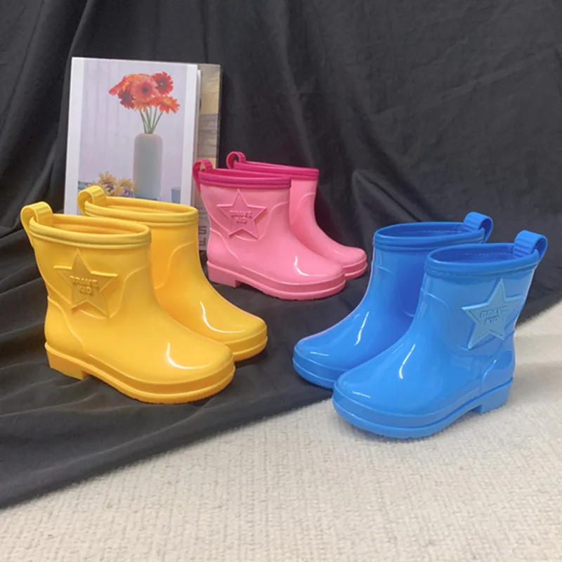 Kids Lightweight Rain Boots Children Pure Color Waterproof Rain Boots with Star Prints Unisex High Top Non-slip Fashion Shoes