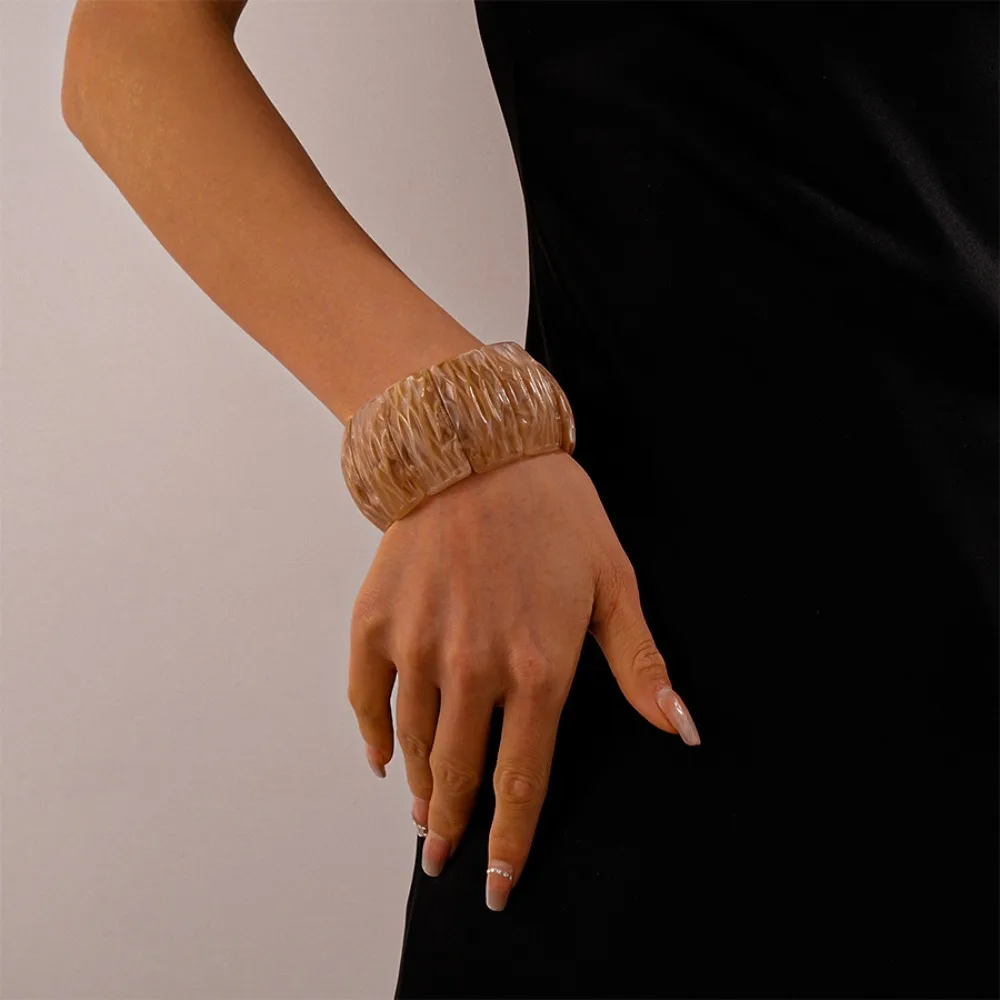 البوهيمي الاكريليك الإسورة تلطيخ أوروبا الأمريكية نمط غير النظامية واسعة سوار الأقلية تصميم مجوهرات اكسسوارات