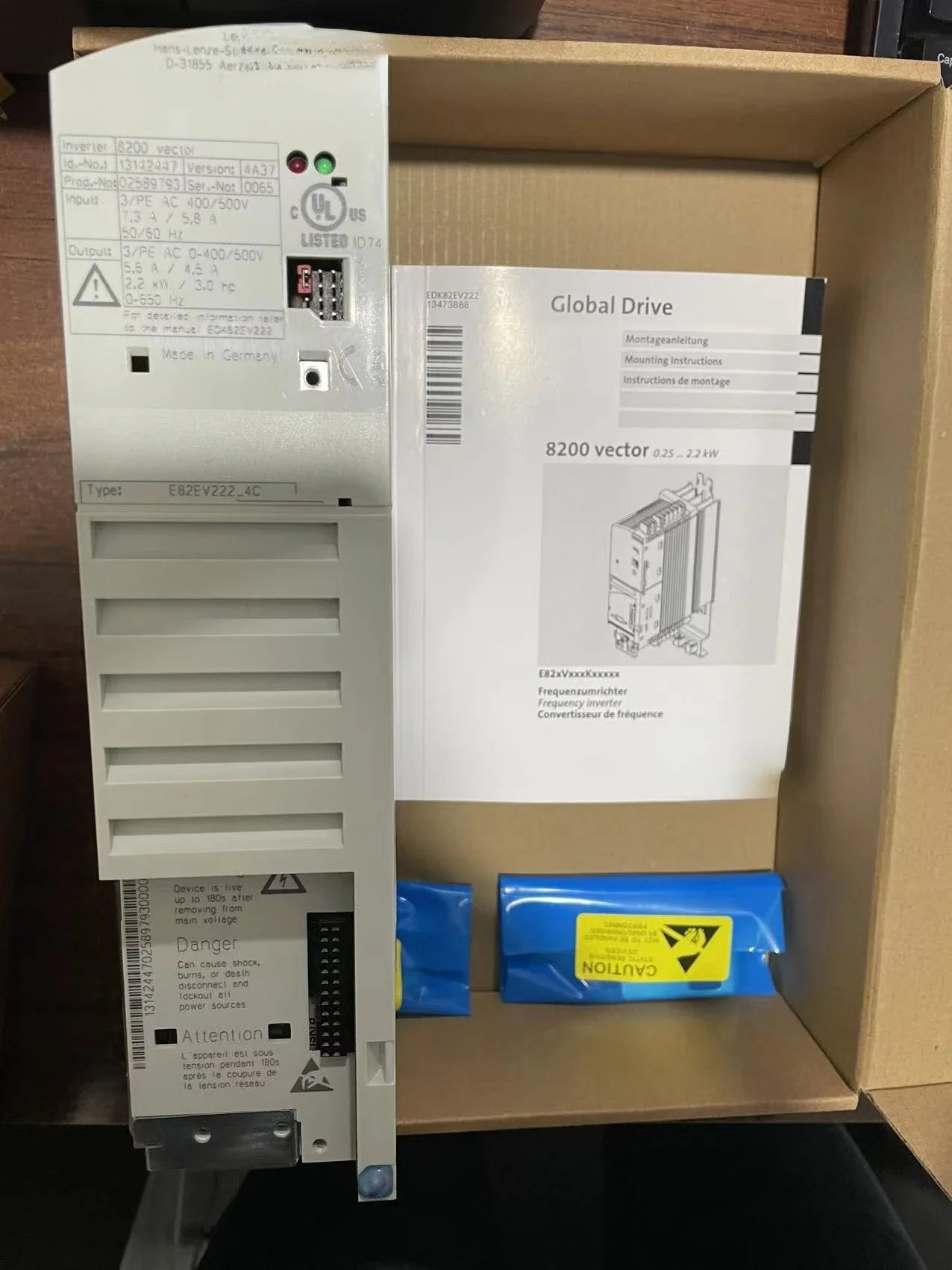 E82EV222-4C konvertor 8200 frequency