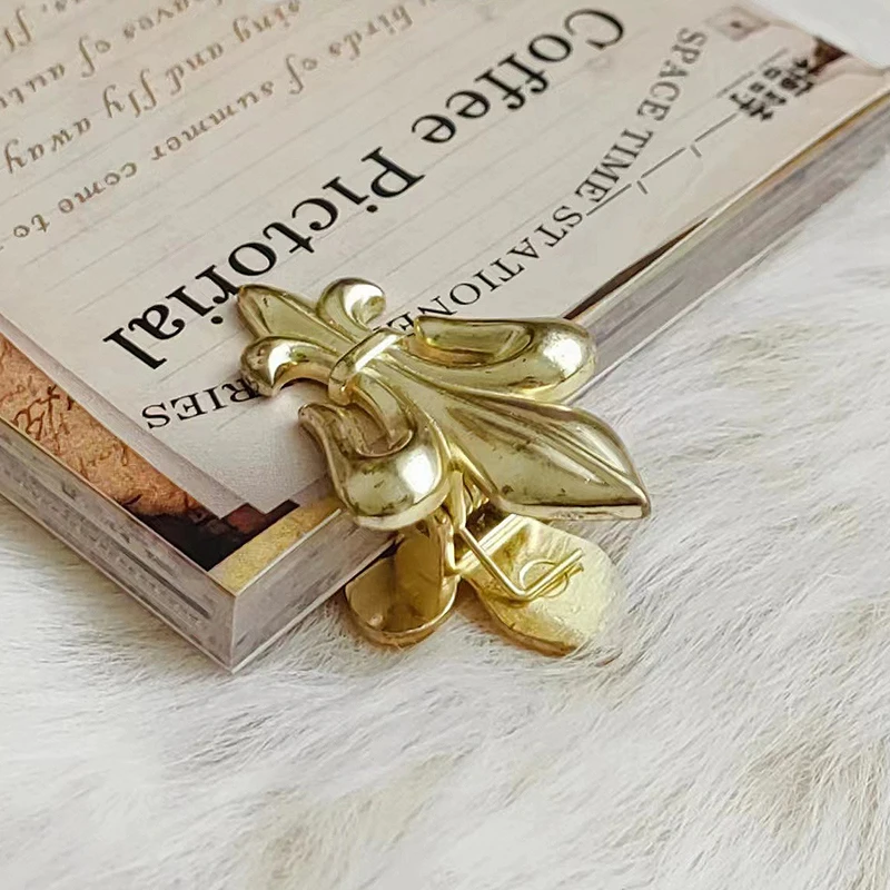 1PCS Metal Golden Flower Binder Clips Foldback Notes Letter File Paper Clip Binding Securing Clips Office School Stationery