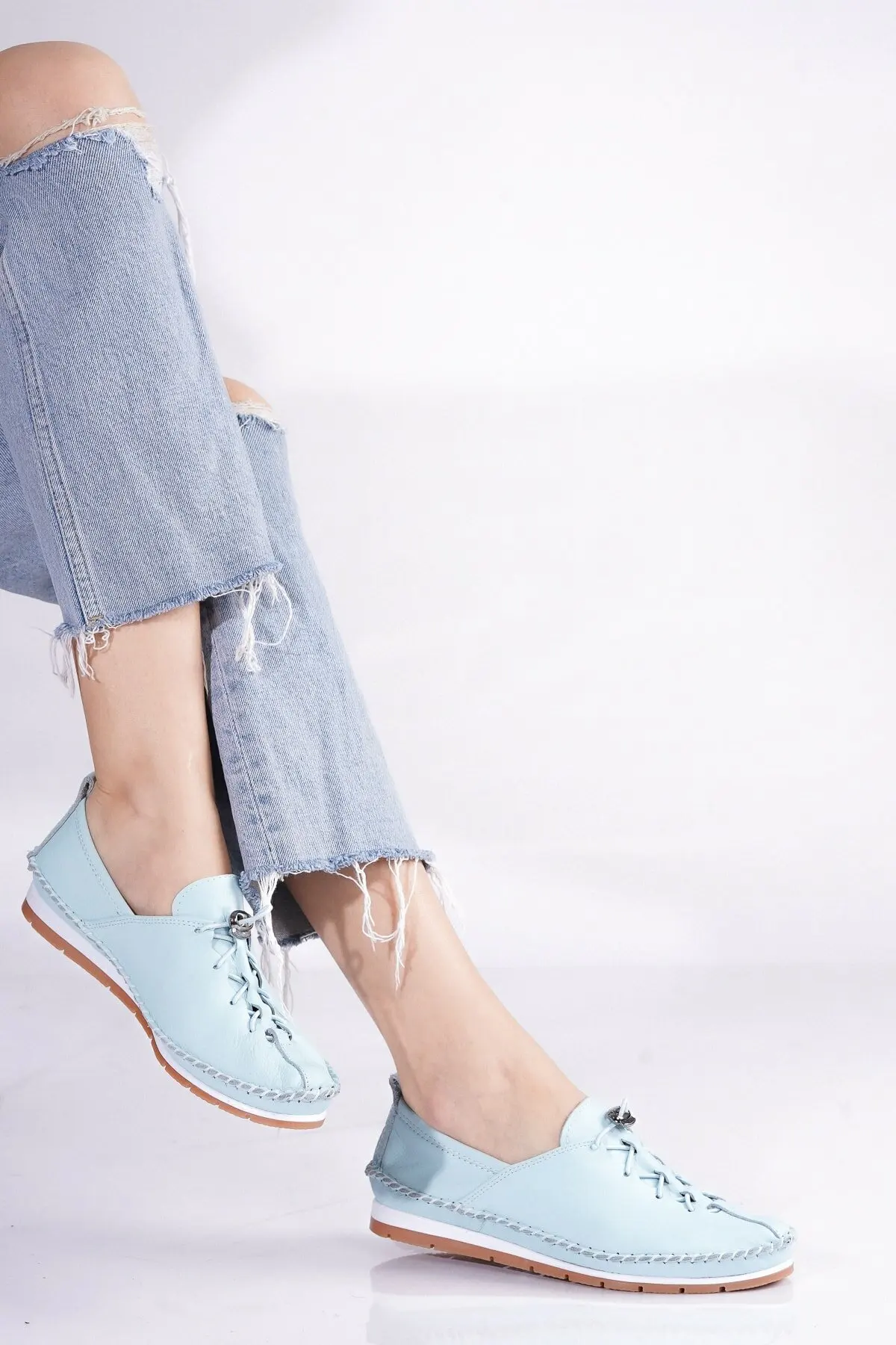 Rikel Sepatu Bawah Datar Kulit Kasual Wanita Kasual Nyaman Tahan Lama Log Luas RKL051