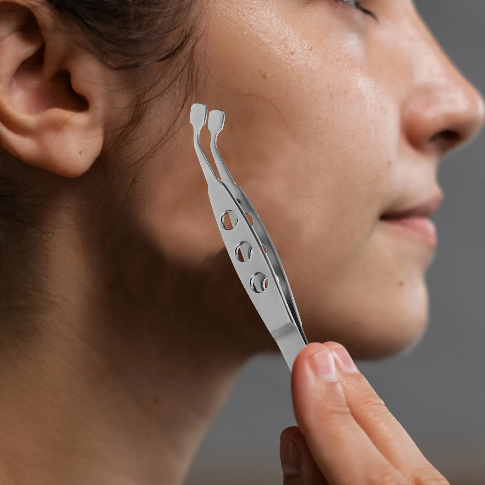 女性用コンパクトまぶたピンセット メイボム腺排泄 ステンレス鋼マッサージツール 美顔器