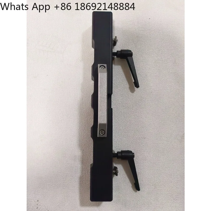 Elevator magnetic guide rail docking device, elevator connecting knife edge ruler, elevator guide rail tooling