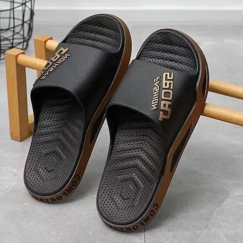 

New Summer Soft Sole Slippers Fashion Personality Home Bathe Sandals Anti Slip Durable Men's Beach Outdoor Plus Size Flip Flops