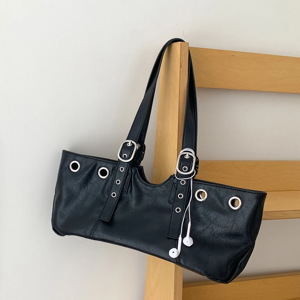 

Rivet Metal Buckle Shoulder Bags for Women Large Capacity Punk Style Underarm Bag Trendy Commuting Handheld Totes Lady Handbags