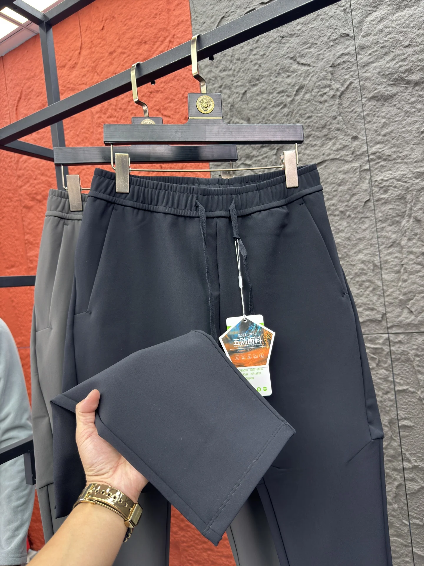 

Высококачественные функциональные брюки Thiened, мужские осенне-зимние однотонные тонкие водонепроницаемые тонкие прямые повседневные брюки на заказ