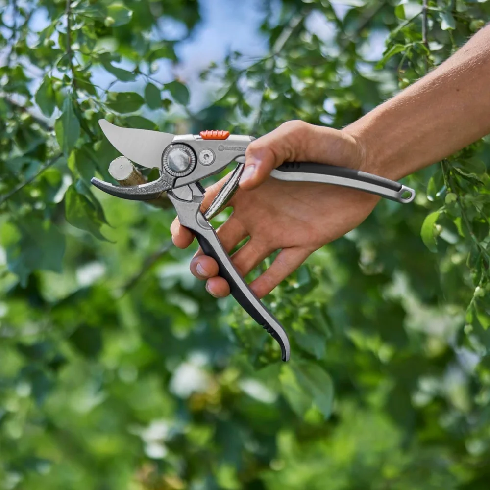 8702 Aluminium Secateurs: Premium Bypass Pruner for Thicker Branches - Robust Handles, Replaceable Blade, Max. Cut 1