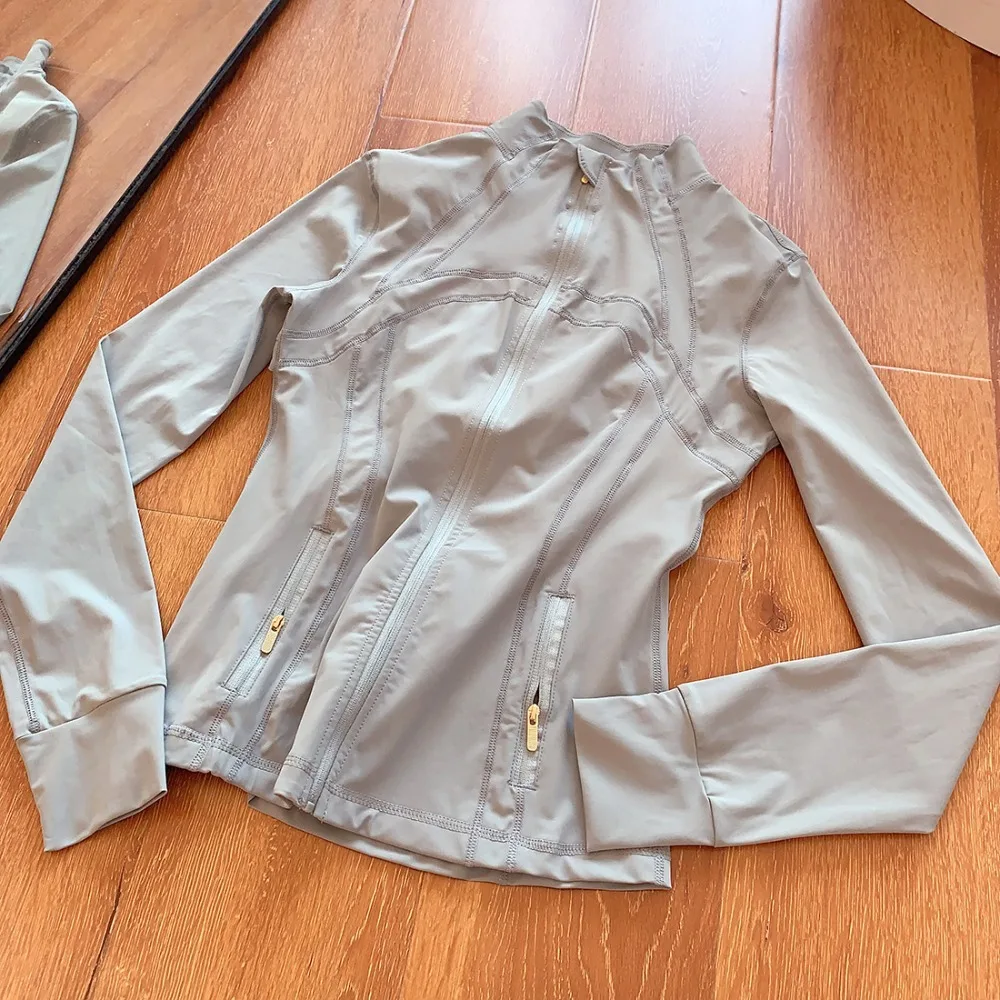 شورت رياضي مرن عالي الخصر متعدد الألوان من تيسكو مع سحاب - ملابس يومية رياضية وغير رسمية