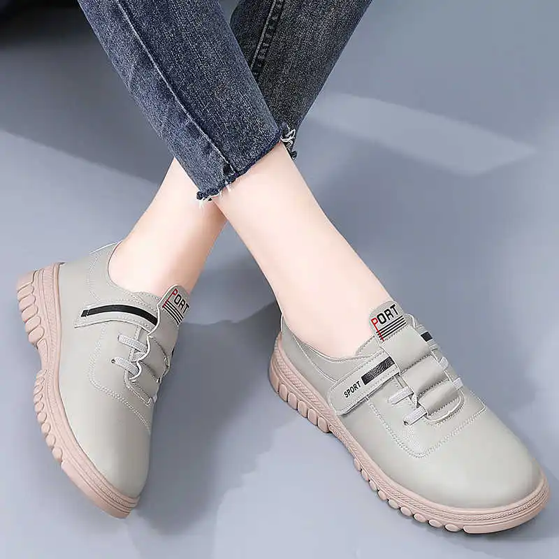 

Lazy Very Warm White Women's Sports Shoes Running Black White Sneakers High Quality Brands Excercise Particular Leisure