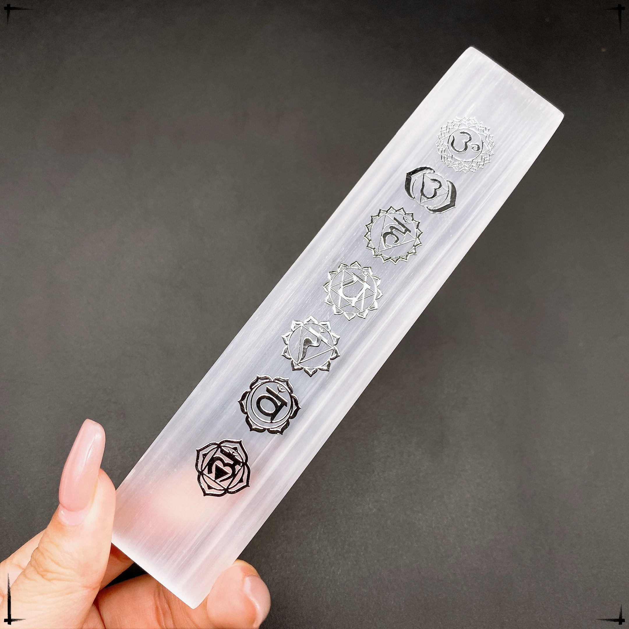150MM Natural 7 Chakra Selenite Plate Chakra White Gypsum Plate Healing Stone Charging Mineral Mineral Specimen Home Decor Gift