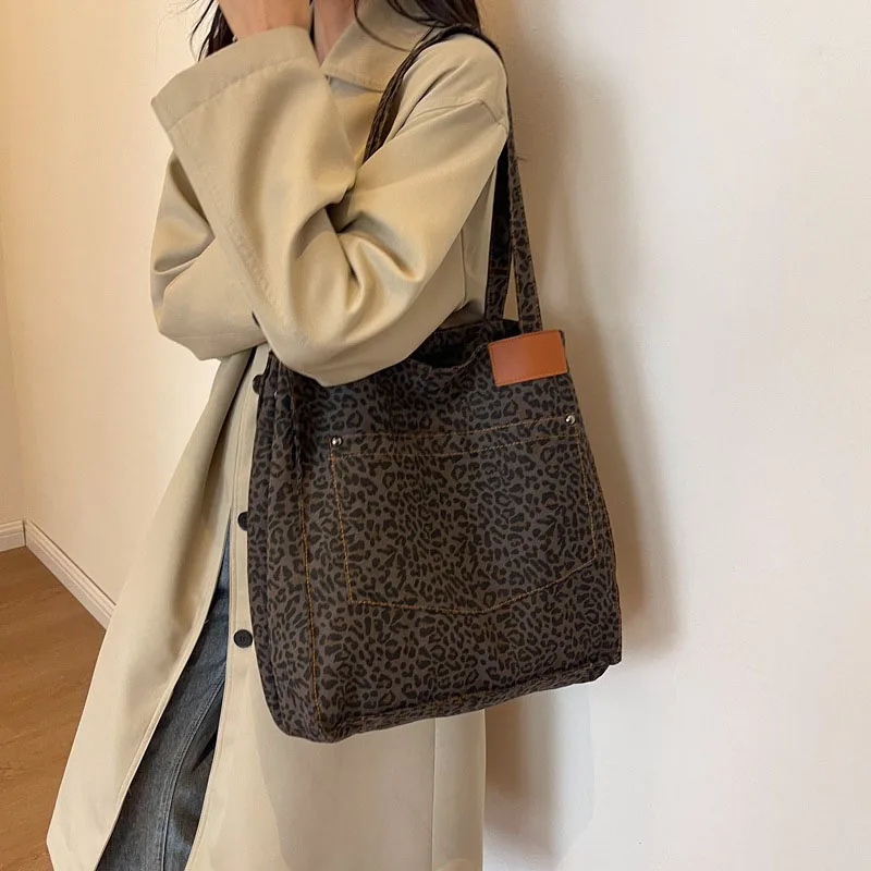 Leopard Luxury Handbag Women Crossbody Bag Lady Tote hanging Large Capacity Female Shoulder Bags Embroidery Tote Sac A Main