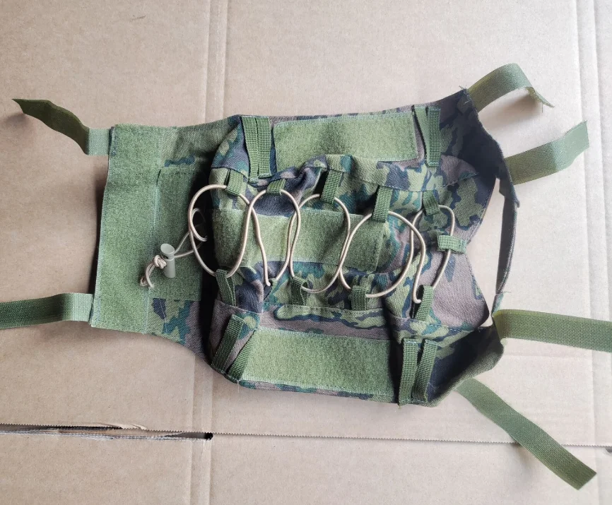 

Чехол для шлема с немецким дубовым камуфляжем Fast