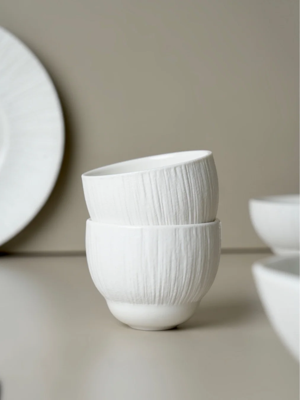 

Набор посуды Pure White DXC YuZhi: тарелки для стейка, тарелки для завтрака, миски, чашки для кофе, тарелки для отелей и ресторанов