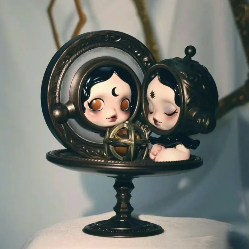 Skullpanda in The Mirror Porte MONA Figure France Exclusive Baby Doll Two SP Heads Vintage SP Pray To Crystal Ball Toy