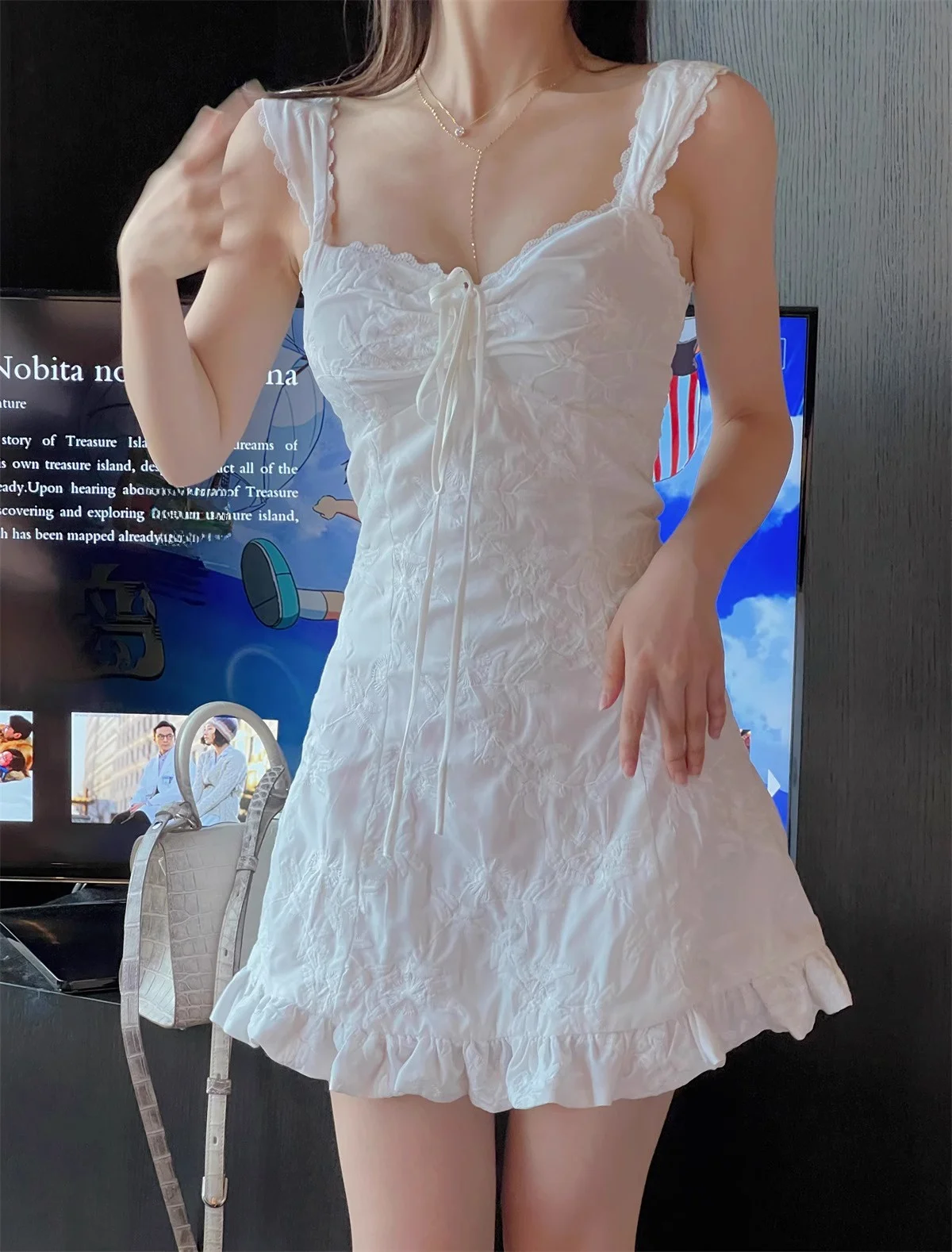 Embroidery Crt Dr S…