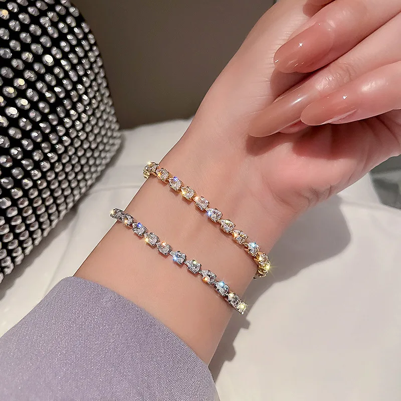 Full of Rhinestones Adjustable Golden Plated Bracelet For Women New Trendy Water Droplet Shape Zircon Bracelet Jewelry Gift