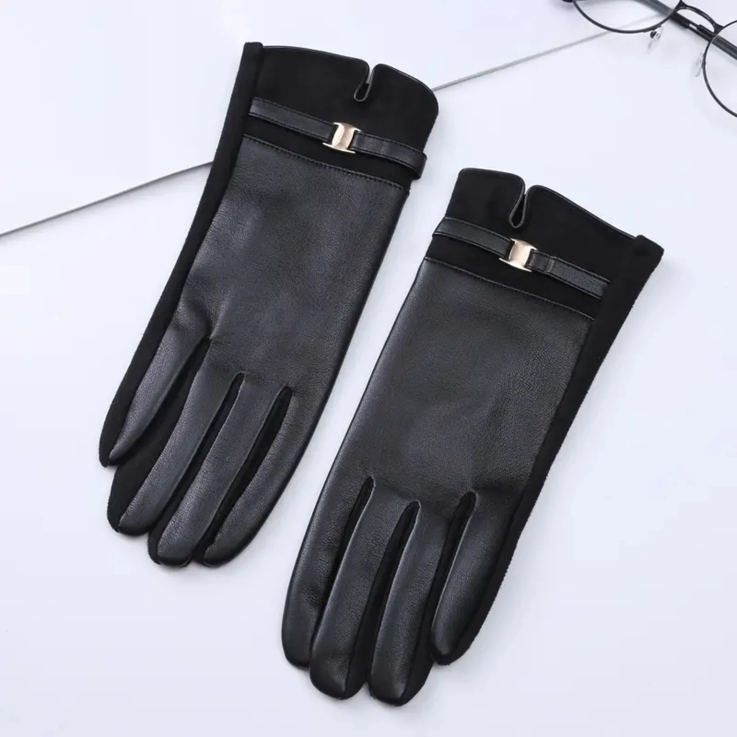 Winter Womens PU Leather Gloves Windproof Warm Gloves for Girls - Stylish and Cozy Choice for Cold Days Henna cones red Airbrush