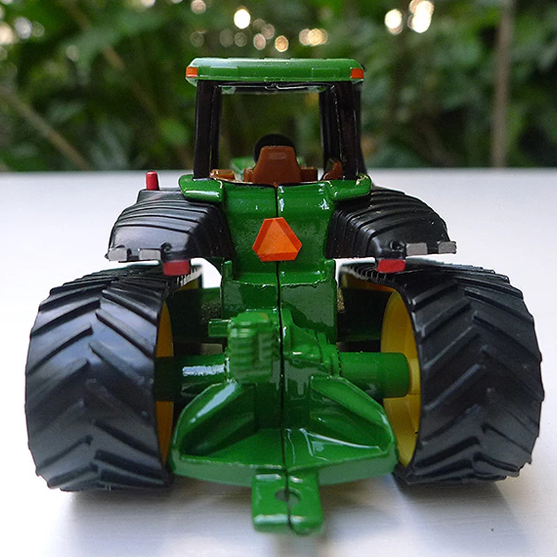 ERTL Diecast Alloy 1:64 Scale 9420T Tracked Agricultural Tractor Cars Model Adult Toys Classics Souvenir Gifts Static Display