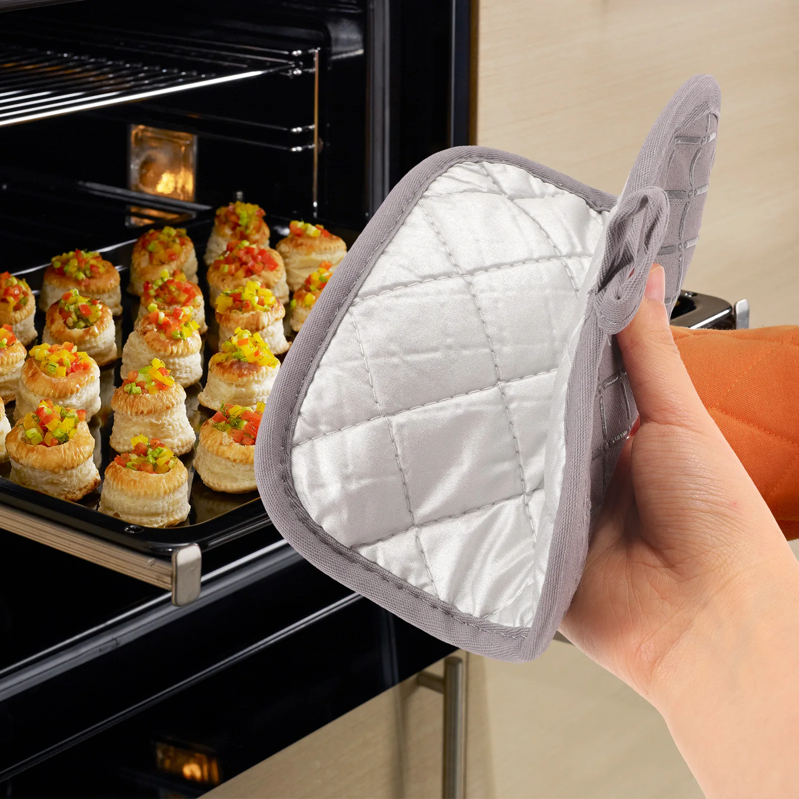 

1 set 1 Set Silicone Heat Resistant Oven Mitts Pot Holder With Cotton Lining For Kitchen Baking Cooking Microwave Use
