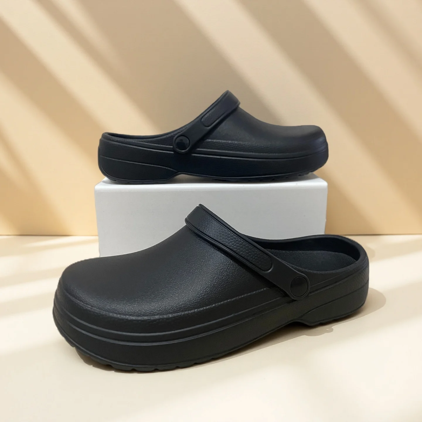 Men's Sandals with Built-In Insoles, Comfortable, Lightweight, Waterproof Chef Work Shoes, Women's Nurse Shoes, Garden Slippers image 6