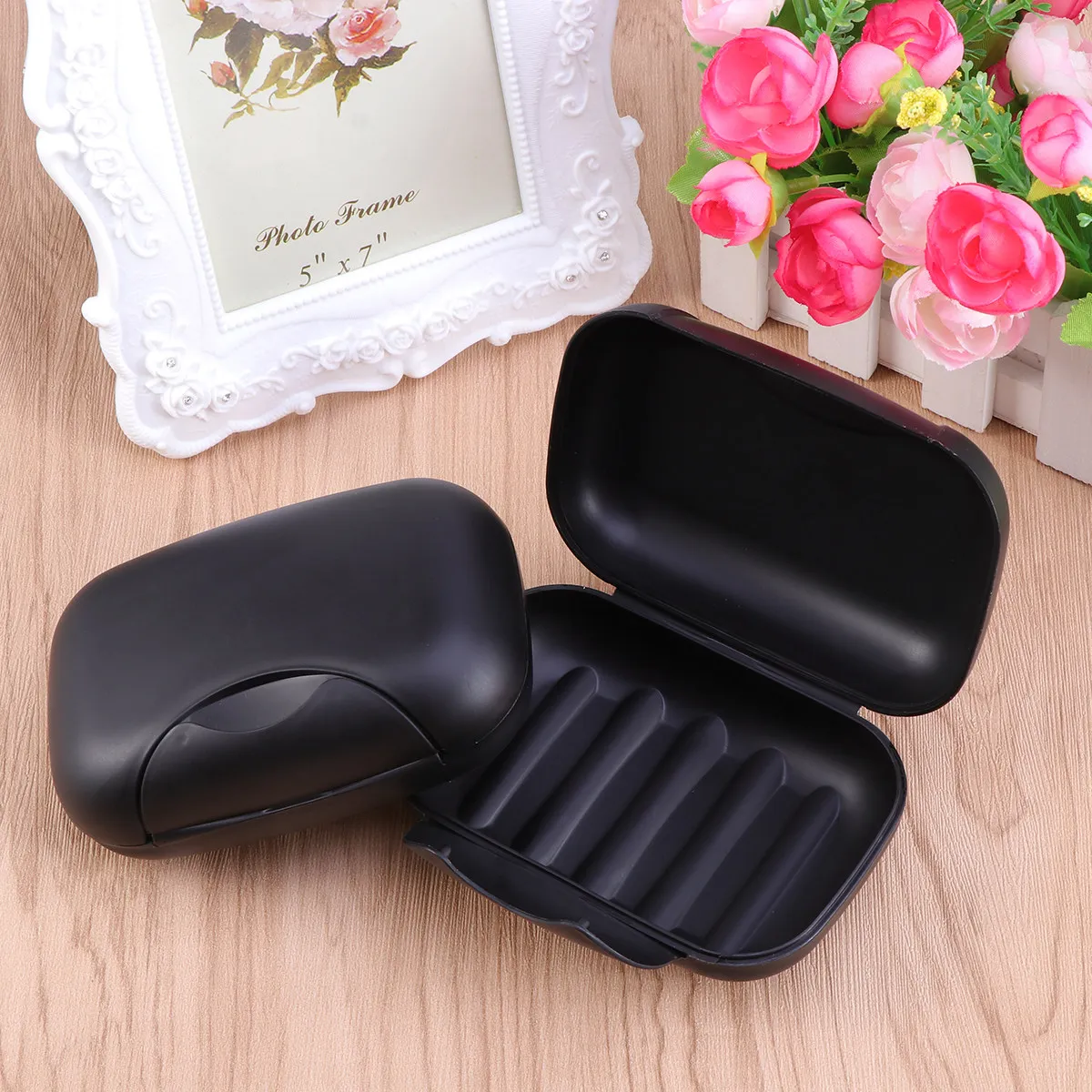 Black Portable Soap Dish Box Size L Lockable Sealed Soap Holder Container for Travel Hiking Camping Bathroom Use