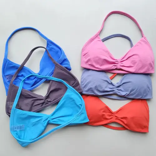 Sujetador deportivo de moda para mujer, Top de gimnasio, soporte alto, correa fina de impacto, sujetadores deportivos sin costuras con cuello Halter, camiseta sin mangas para entrenamiento y Yoga