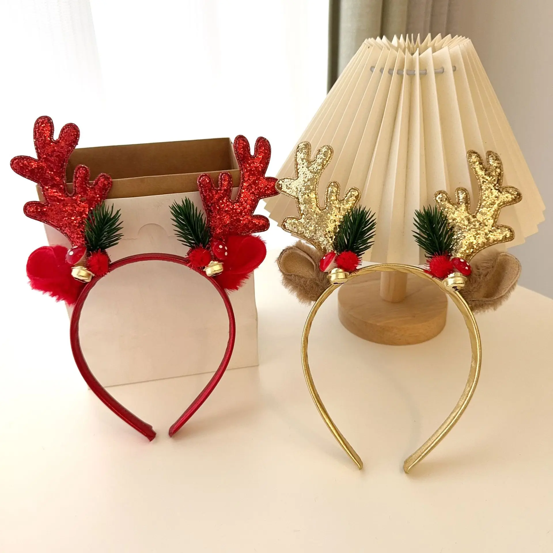 Niedliche Weihnachts-Stirnbänder, Weihnachts-Haarschmuck, Rentiergeweih mit Glöckchen, glitzerndes Haarband für Mädchen und Frauen, Urlaub, Cosplay