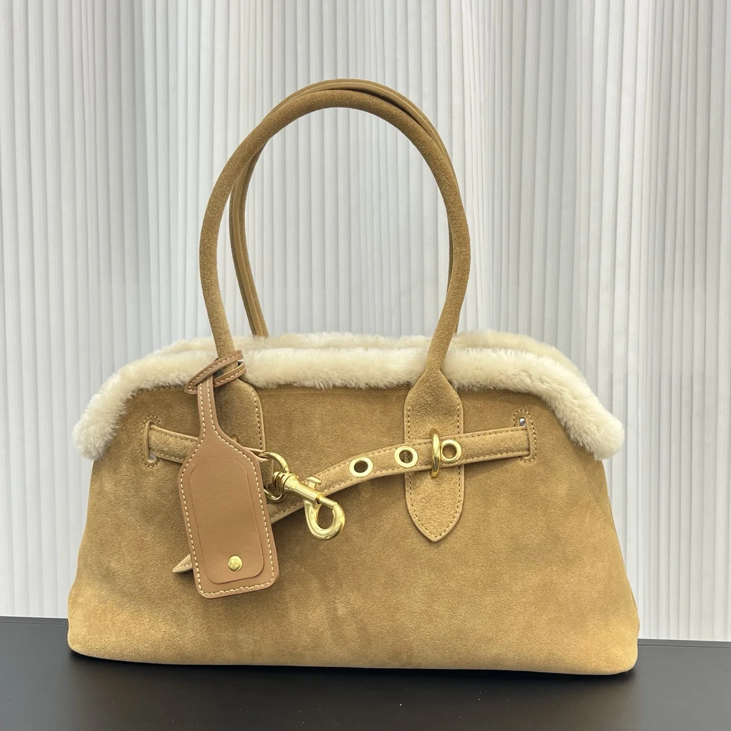 

2025 New Suede Shopping Bag Mao Mao Tote Retro Casual Fashion Shoulder Bag Portable Shell Bag Small