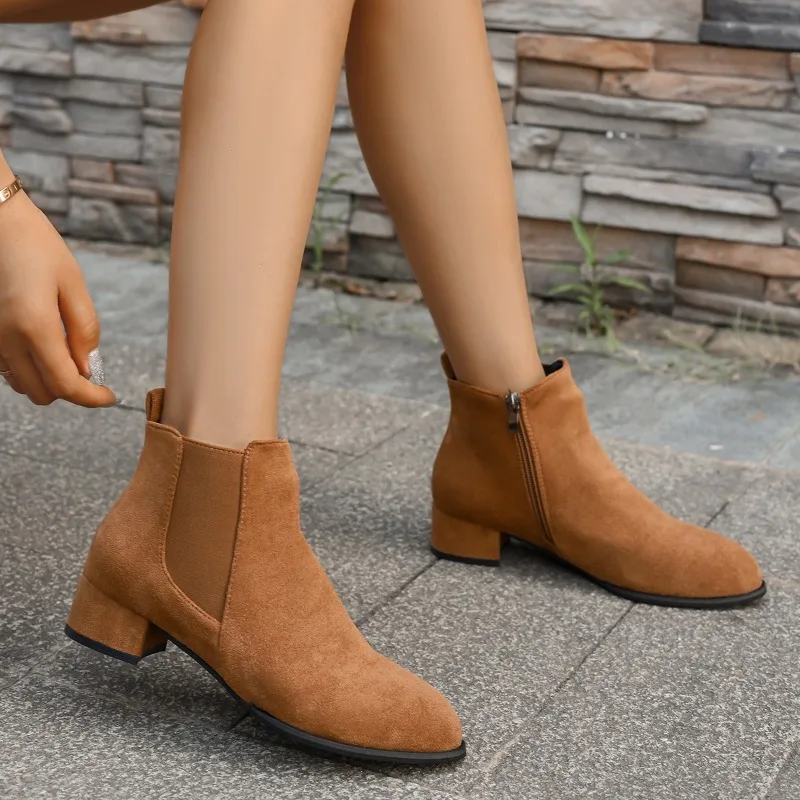 

Fashion sidezip ankle boots Women's 2025 autumn-winter new style suede pointedtoe lowheeled nude boots Large size women's shoes