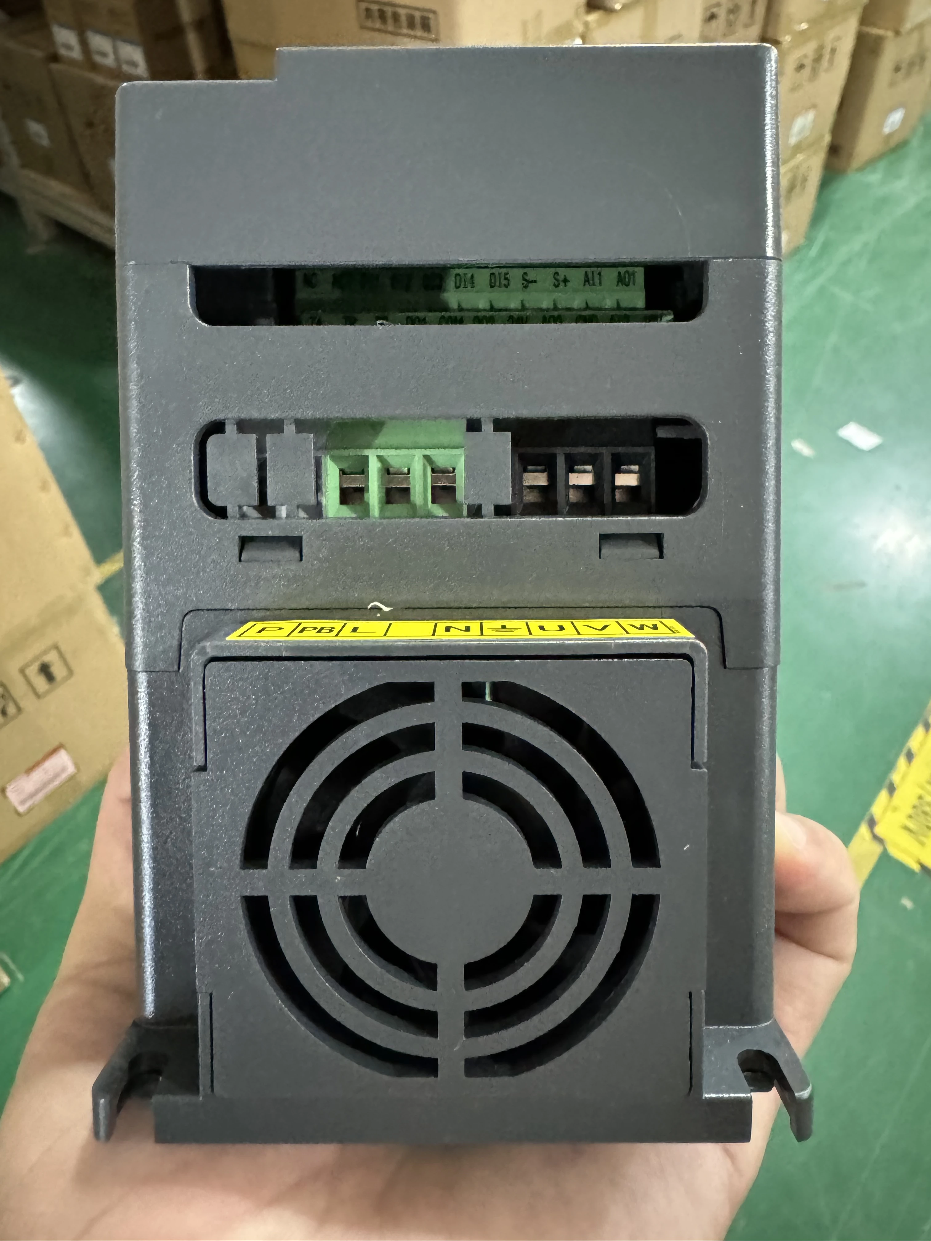 Einphasiger 220-V-VFD-Antrieb, 1 PS, 2 PS, 3 PS, variabler Frequenzumrichter, 0,75 kW, 1,5 kW, 2,2 kW