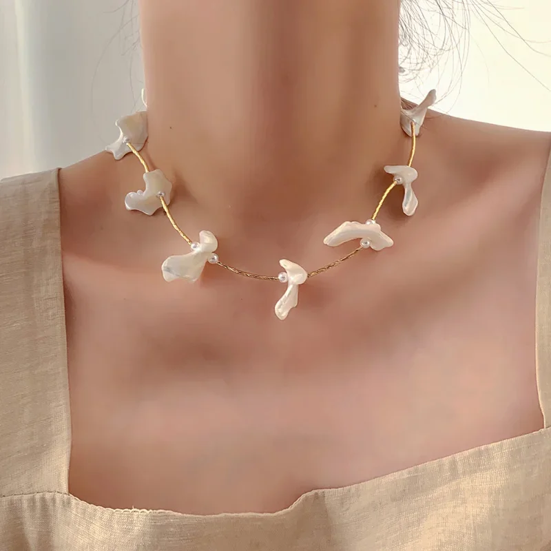 Naszyjnik choker z naturalnych muszelek barokowych Minar, nieregularne muszle, koraliki, unikatowy naszyjnik dla kobiet, łańcuszek na obojczyk, kołnierz.