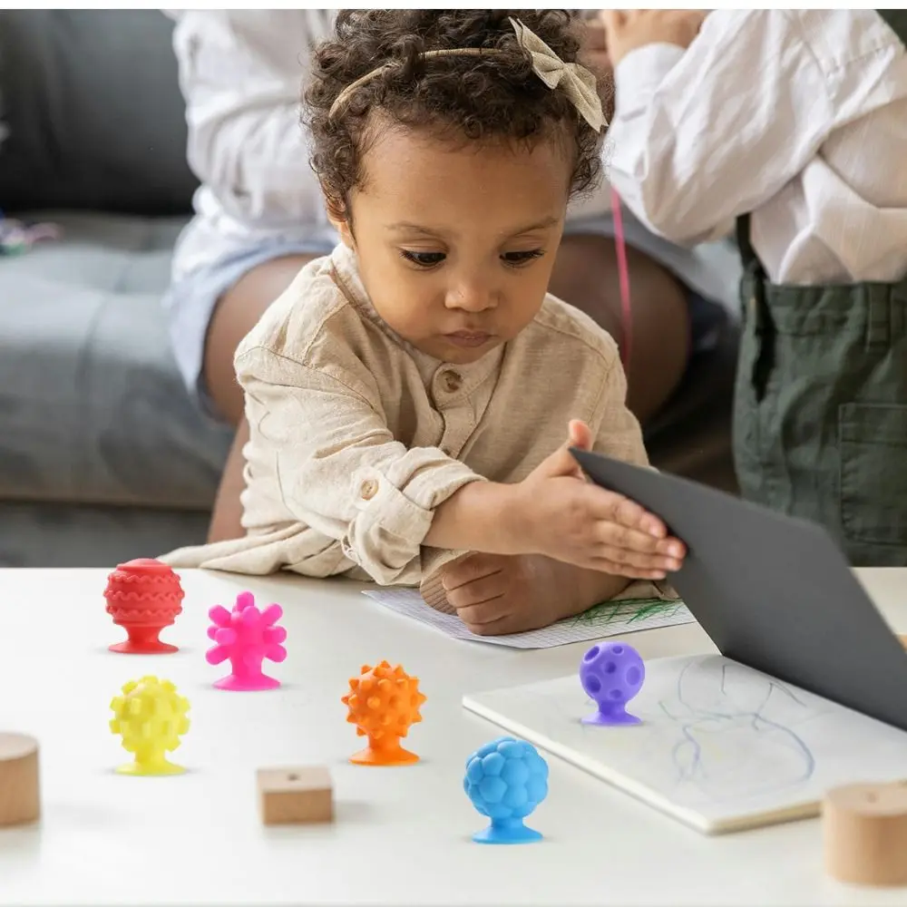 Giocattolo Fidget con pietra morbida testurizzata, rilassante, in silicone, per bambini, pietra sensoriale, creativo, senza rumore, ventosa in silicone, giocattolo per bambini