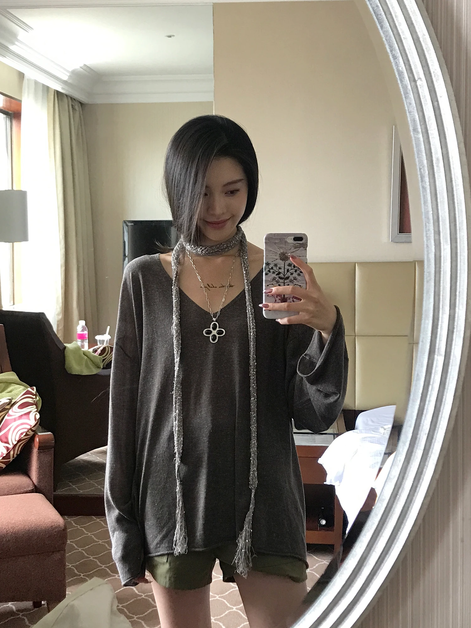 

Aisui Vintage Loose V-Ne Linen Knitwear Long Sve Women's Design Lazy Sle Top Casual Loose Fit Classic Color