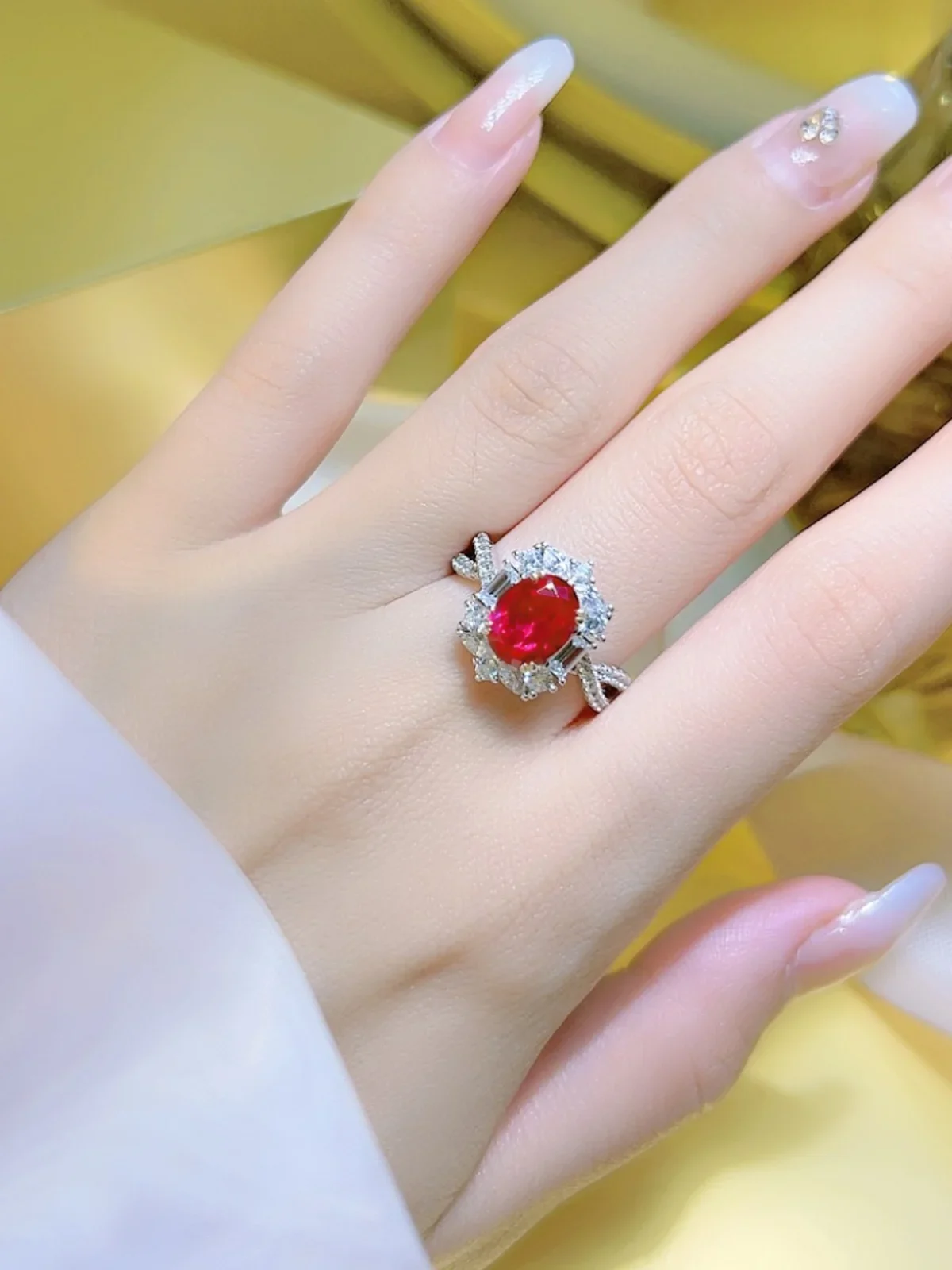 High end 3-carat ruby ring with 925 sterling silver inlay, exquisite, simple and elegant, hot selling accessory personality