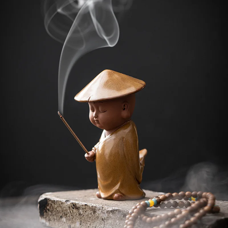 

PINNY Ceramics Monk Incense Holder Statue Purple Clay Tea Ceremony Ornaments Zen Creative Stick Incense Burner