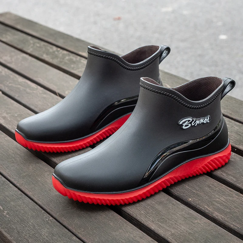 Men's Rain Shoes Four Seasons Rubber Boots Men's Fishing Rubber Galoshes Outdoor Waterproof Garden Work Shoes Cotton Rain Boots