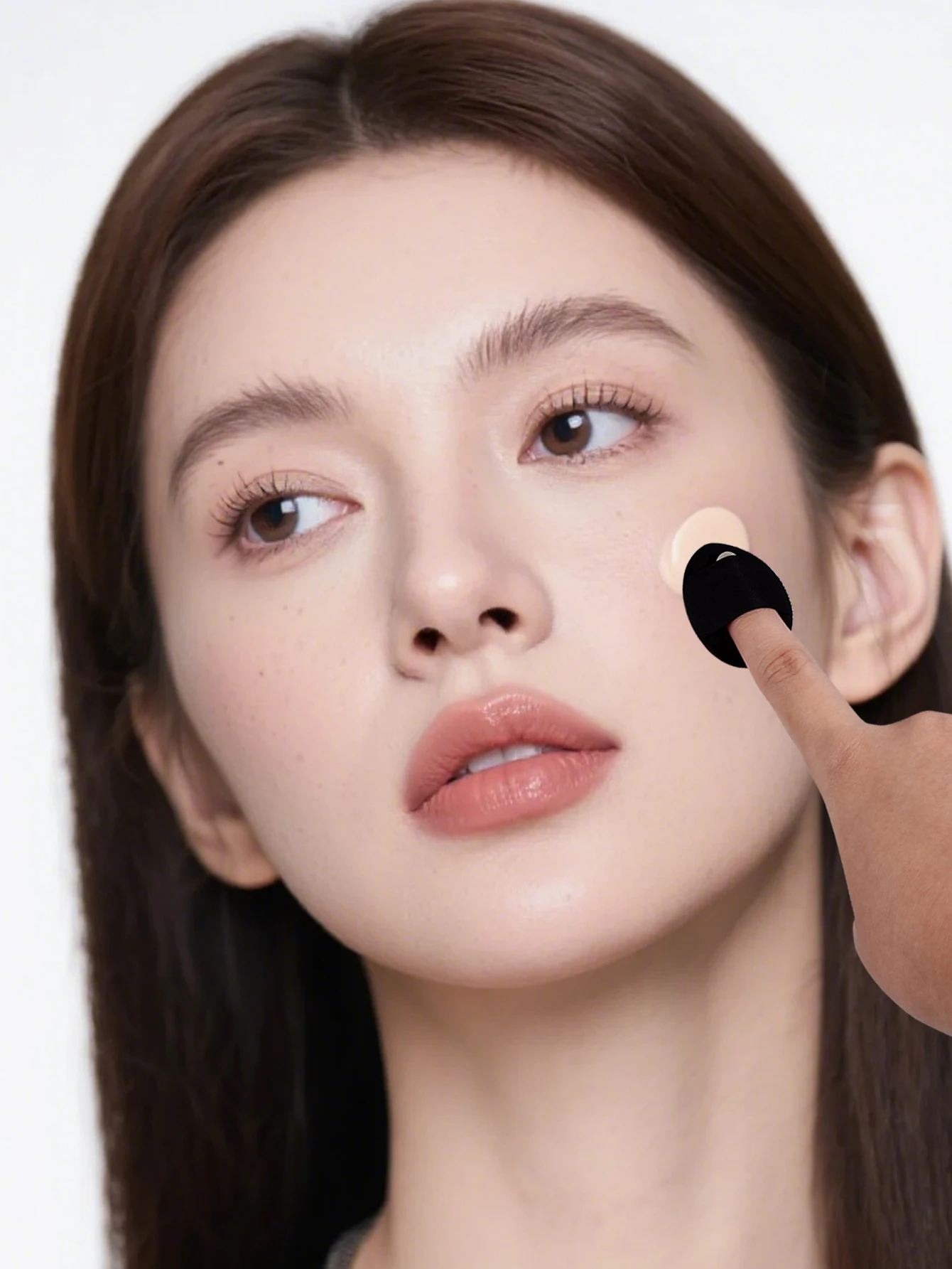 100個入り ブラック ミニ サムサイズ パウダーパフ、ノンラテックス エアーカッション パウダーパフ、携帯用 ファンデーション リキッドコンシーラー スポンジ パウダーパフ