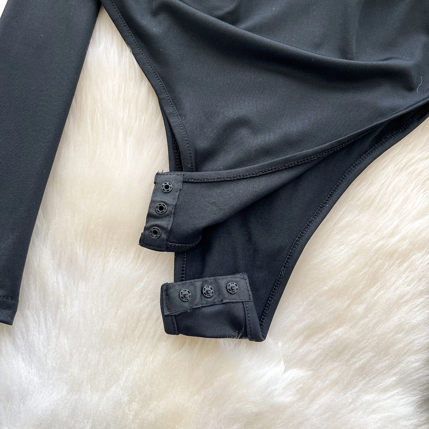 ملابس داخلية عتيقة بأكمام طويلة مفرغة مثيرة للخريف والشتاء ملابس نسائية عصرية رائعة