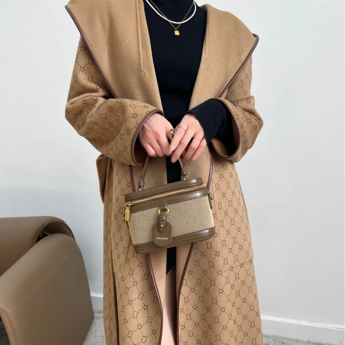 2024 New Melad Color Hoodie Design Long Wool Coat Women's Cashmere Coat Leather Splicing