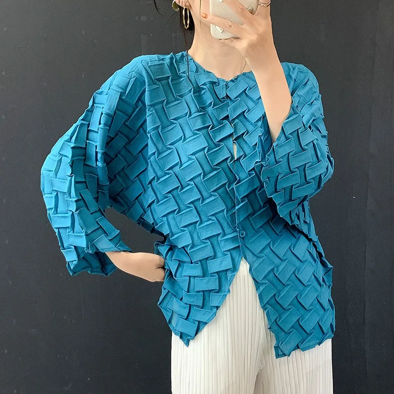 Miyake Plissierter Cardigan 2026 Sommer Neu Handgefertigte Faltenjacke Modische Freizeitbluse Leichte Sonnenschutzkleidung für Damen