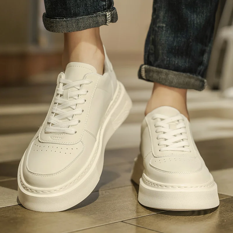 حذاء رجالي كاجوال من الجلد الطبيعي يسمح بمرور الهواء باللون الأبيض برباط علوي حذاء أوكسفورد حذاء مسطح ذو نعل سميك حذاء أنيق على طراز الشارع #1